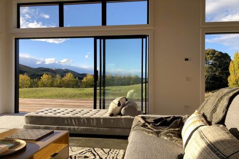 Photo of property in 360a Longbush Road, Hinakura, Masterton, 5884