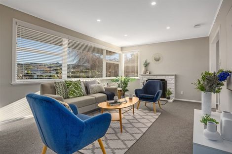 Photo of property in 11 Cara Crescent, Paparangi, Wellington, 6037