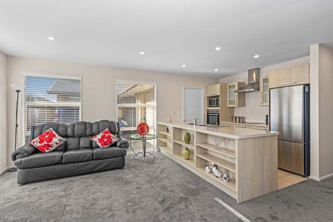 Photo of property in 1/44 Sawyers Arms Road, Northcote, Christchurch, 8052