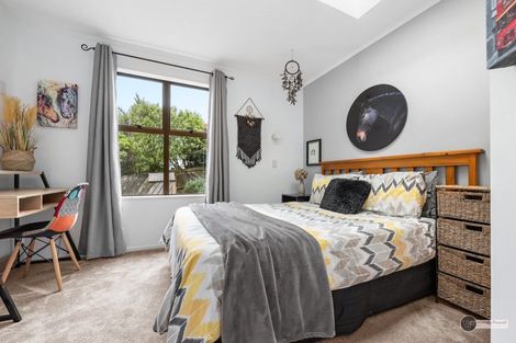 Photo of property in 33b Pekanga Road, Normandale, Lower Hutt, 5010