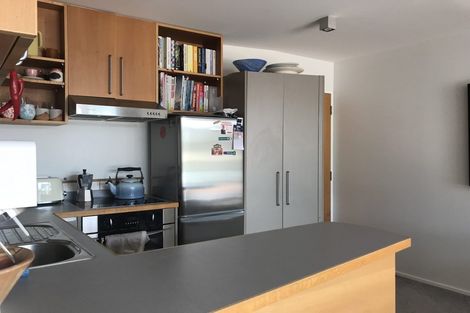 Photo of property in 50b Hawker Street, Mount Victoria, Wellington, 6011