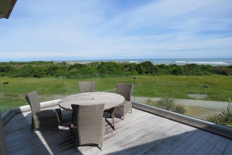 Photo of property in 5 The Parade, Okarito, Whataroa, 7886