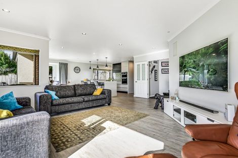 Photo of property in 34 Greenfield Drive, Western Heights, Hamilton, 3200