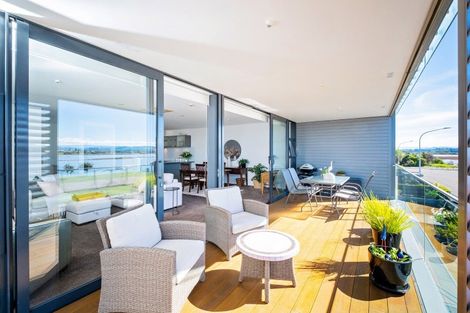 Photo of property in 305/7 Humber Street, Pandora, Napier, 4110