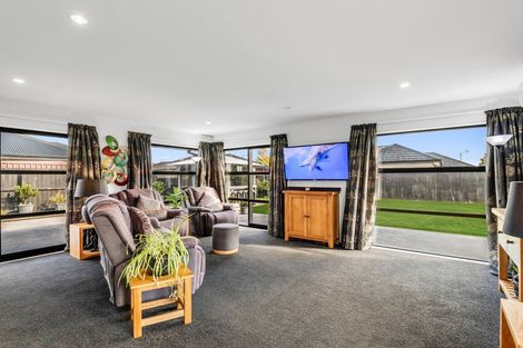 Photo of property in 90a Beaumont Drive, Rolleston, 7614