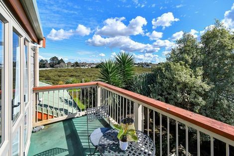 Photo of property in 43 Longford Park Drive, Takanini, 2112