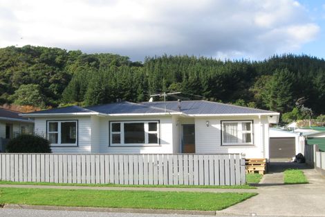 Photo of property in 18 Meremere Street, Wainuiomata, Lower Hutt, 5014