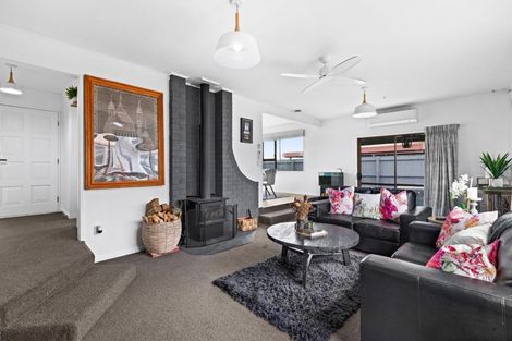 Photo of property in 16 Lanark Crescent, Tamatea, Napier, 4112