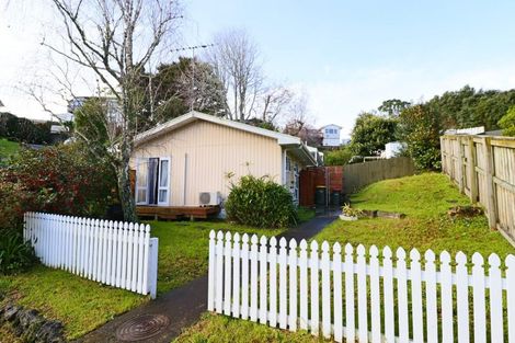 Photo of property in 1/21 Beswick Place, Birkdale, Auckland, 0626