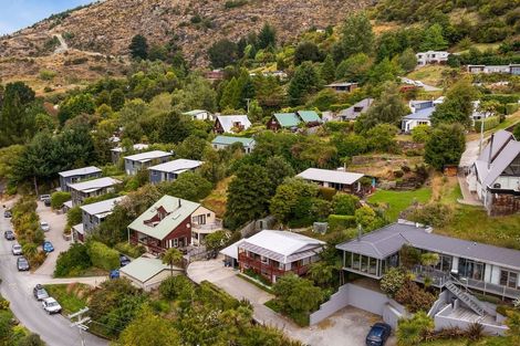 Photo of property in 26 Mcchesney Road, Arthurs Point, Queenstown, 9371