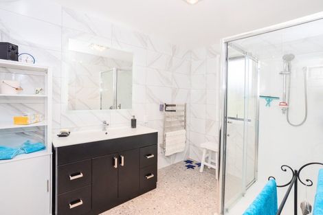 Photo of property in 8 Craig Street, Waikiwi, Invercargill, 9810