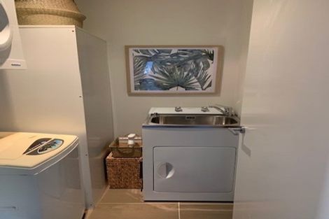 Photo of property in 38 Amber Close, Arthurs Point, Queenstown, 9371