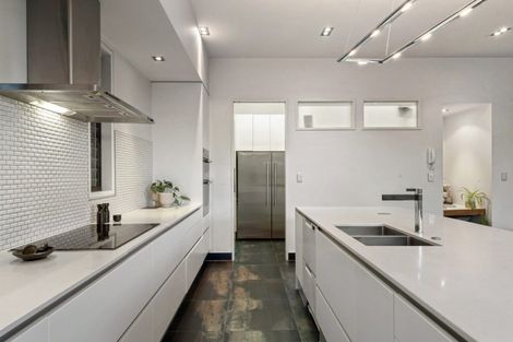 Photo of property in 233 Jervois Road, Herne Bay, Auckland, 1011