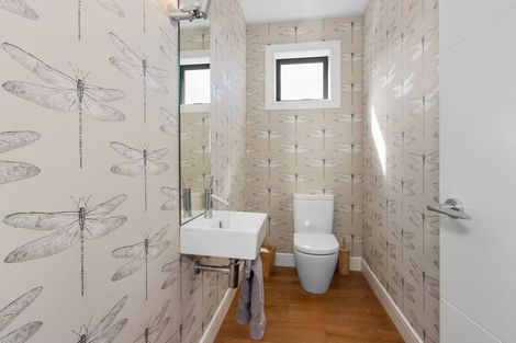 Photo of property in 8 Endeavour Place, Lyttelton, 8082