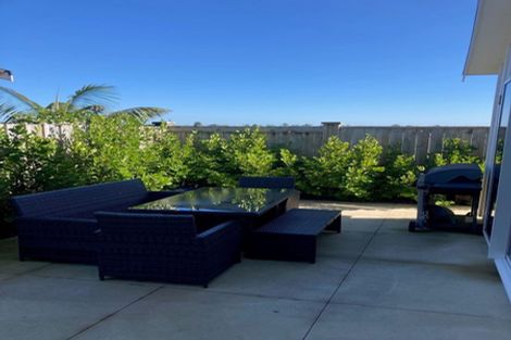 Photo of property in 5 Astelia Lane, Papamoa Beach, Papamoa, 3118