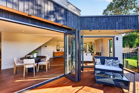 Photo of property in 1a Prestige Place, Castor Bay, Auckland, 0620