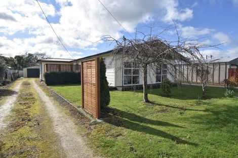 Photo of property in 2 Philip Street, Carterton, 5713