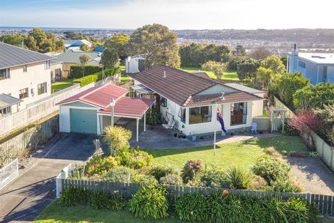 Photo of property in 20 Bastia Avenue, Bastia Hill, Whanganui, 4500
