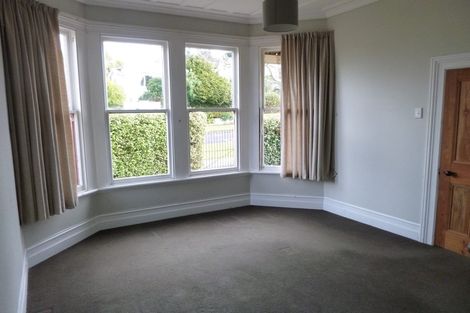 Photo of property in 10 Glenross Street, Glenross, Dunedin, 9011