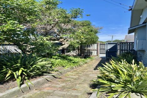 Photo of property in 265 Marine Parade, New Brighton, Christchurch, 8061