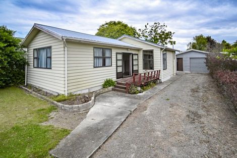 Photo of property in 11 Grove Road, Haumoana, 4102