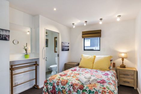 Photo of property in 94 Wharewaka Road, Wharewaka, Taupo, 3330