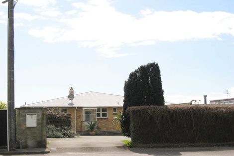 Photo of property in 5 Ronald Street, Strandon, New Plymouth, 4312