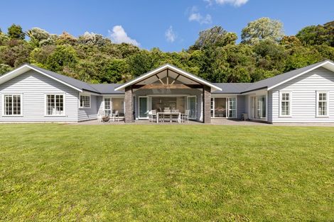 Photo of property in 40 Stonebridge Way, Pyes Pa, Tauranga, 3112