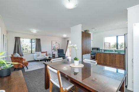 Photo of property in 4 Tobago Crescent, Grenada North, Wellington, 5028