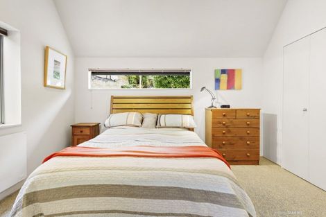 Photo of property in 15b Perth Street, Ngaio, Wellington, 6035