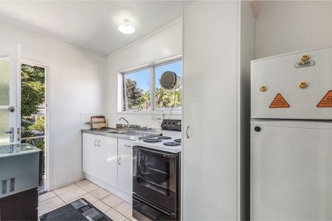 Photo of property in 8/10a Arabi Street, Sandringham, Auckland, 1041
