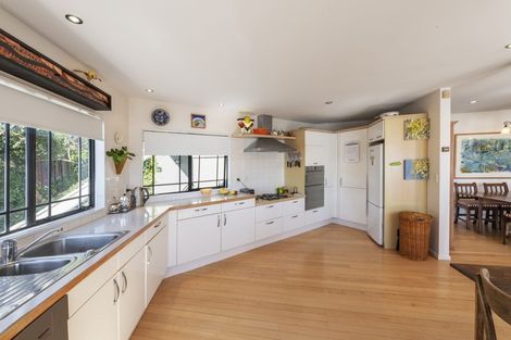 Photo of property in 2/79 Grafton Road, Roseneath, Wellington, 6011