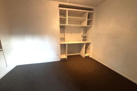 Photo of property in 18 Omokoroa Road, Omokoroa, 3114