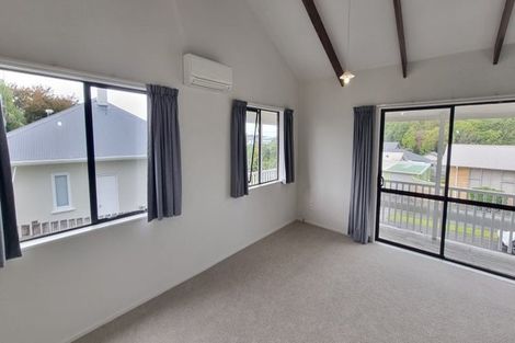 Photo of property in 4 Mayfair Place, Westown, New Plymouth, 4310