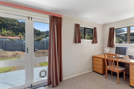 Photo of property in 18 Pakeha Street, Matata, Whakatane, 3194