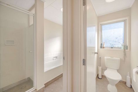 Photo of property in 1/113 Te Mata Road, Havelock North, 4130