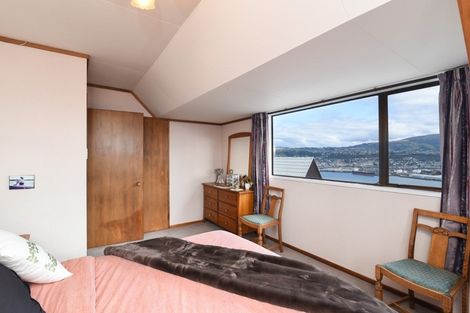 Photo of property in 207 Larnach Road, Waverley, Dunedin, 9013