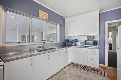 Photo of property in 85 Glengarry Road, Glen Eden, Auckland, 0602