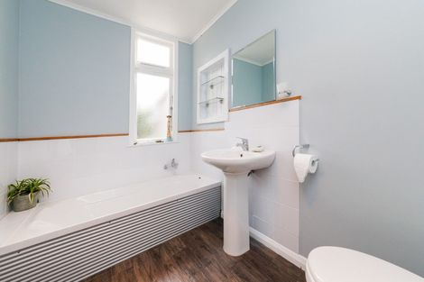 Photo of property in 41 Beresford Street, Takaro, Palmerston North, 4410