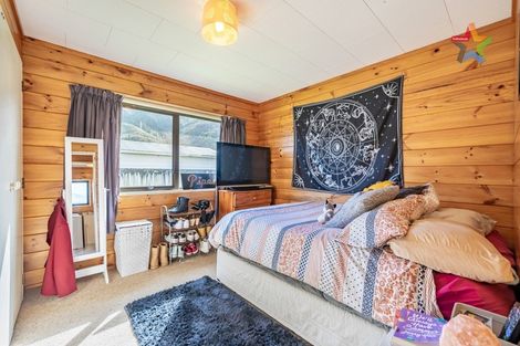 Photo of property in 13 Turon Crescent, Totara Park, Upper Hutt, 5018