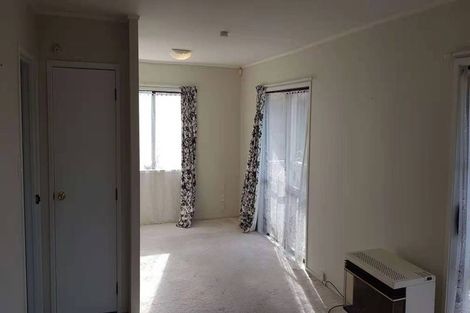 Photo of property in 1/63b Colwill Road, Massey, Auckland, 0614