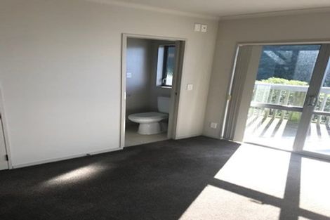 Photo of property in Onslow Heights, 17e Onslow Road, Khandallah, Wellington, 6035