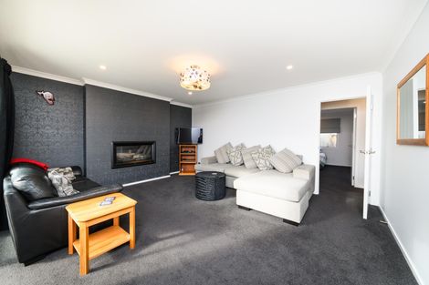 Photo of property in 5 Monarch Drive, Ashhurst, 4810