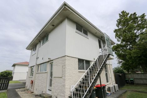 Photo of property in 2/2 Peverel Street, Riccarton, Christchurch, 8011