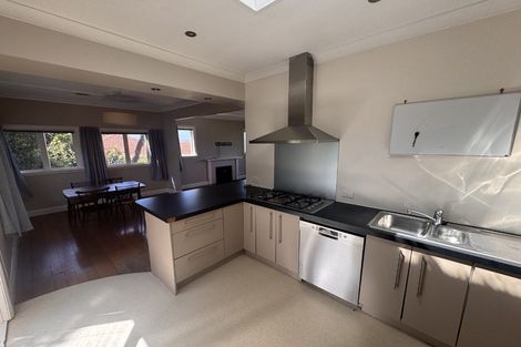 Photo of property in 24 Highbury Crescent, Highbury, Wellington, 6012