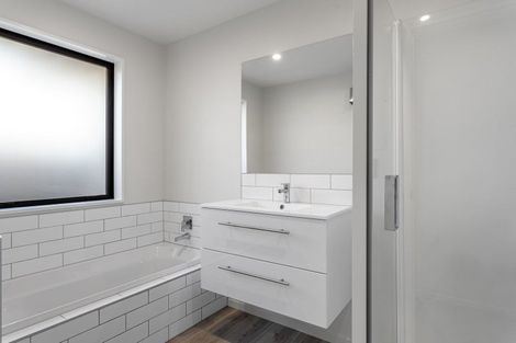 Photo of property in 14 Grey View Grove, Rangiora, 7400