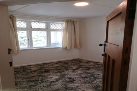 Photo of property in 35 Roxburgh Street, Mount Victoria, Wellington, 6011