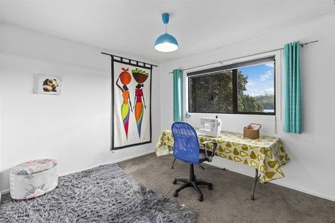 Photo of property in 17 Langwell Place, Papakowhai, Porirua, 5024