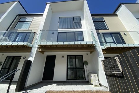 Photo of property in 31 Hinonga Loop, Silverdale, 0932