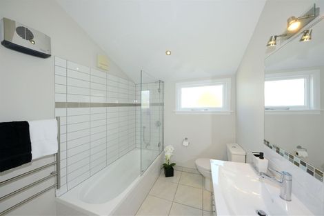 Photo of property in 203 Simeon Street, Spreydon, Christchurch, 8024